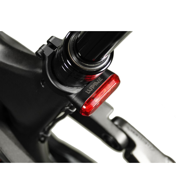 Lampka tylna do e-bike LUPINE C14 45 Lumenów, Fabryczne wyjście pod Shimano, Zintegrowana z zaciskiem sztycy, Średnica obejmy 35.6mm (NEW)