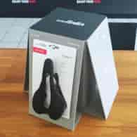 Display sklepowy na ladę SELLE ITALIA DESK DISPLAY, Na 4 siodełka (NEW)